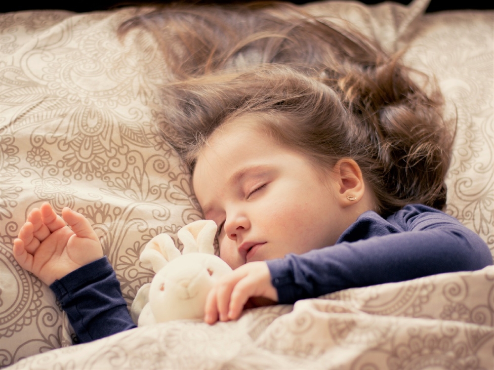 Sleep tips for toddlers... get them to sleep through the night starting tonight!