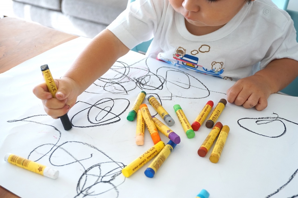 Indoor activities to keep kids busy
