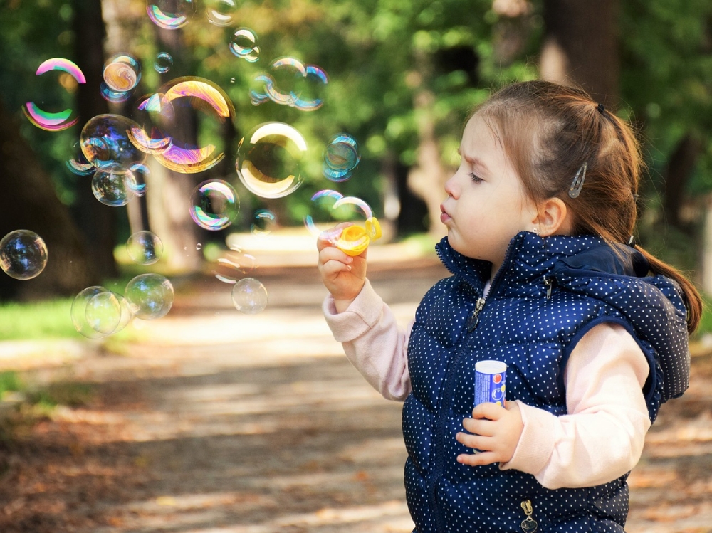 10 Great ways to amuse toddlers