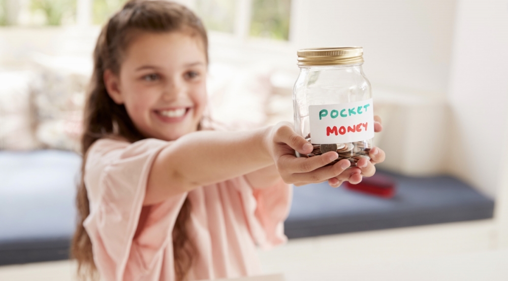 Pocket Money - How much to give your kids?